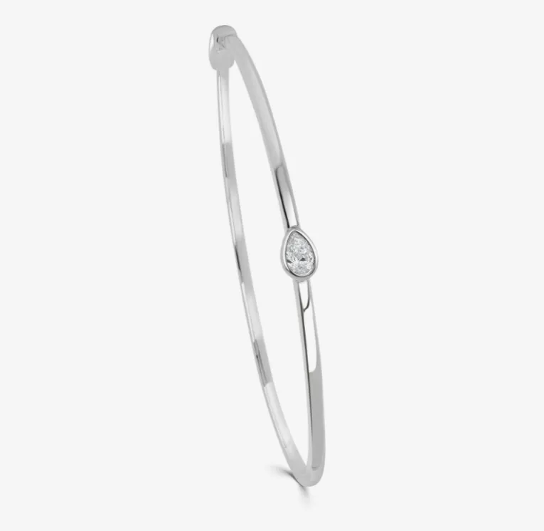 14k White Gold Bezel Set Pear Shaped Diamond Bangle Bracelet (I9062)