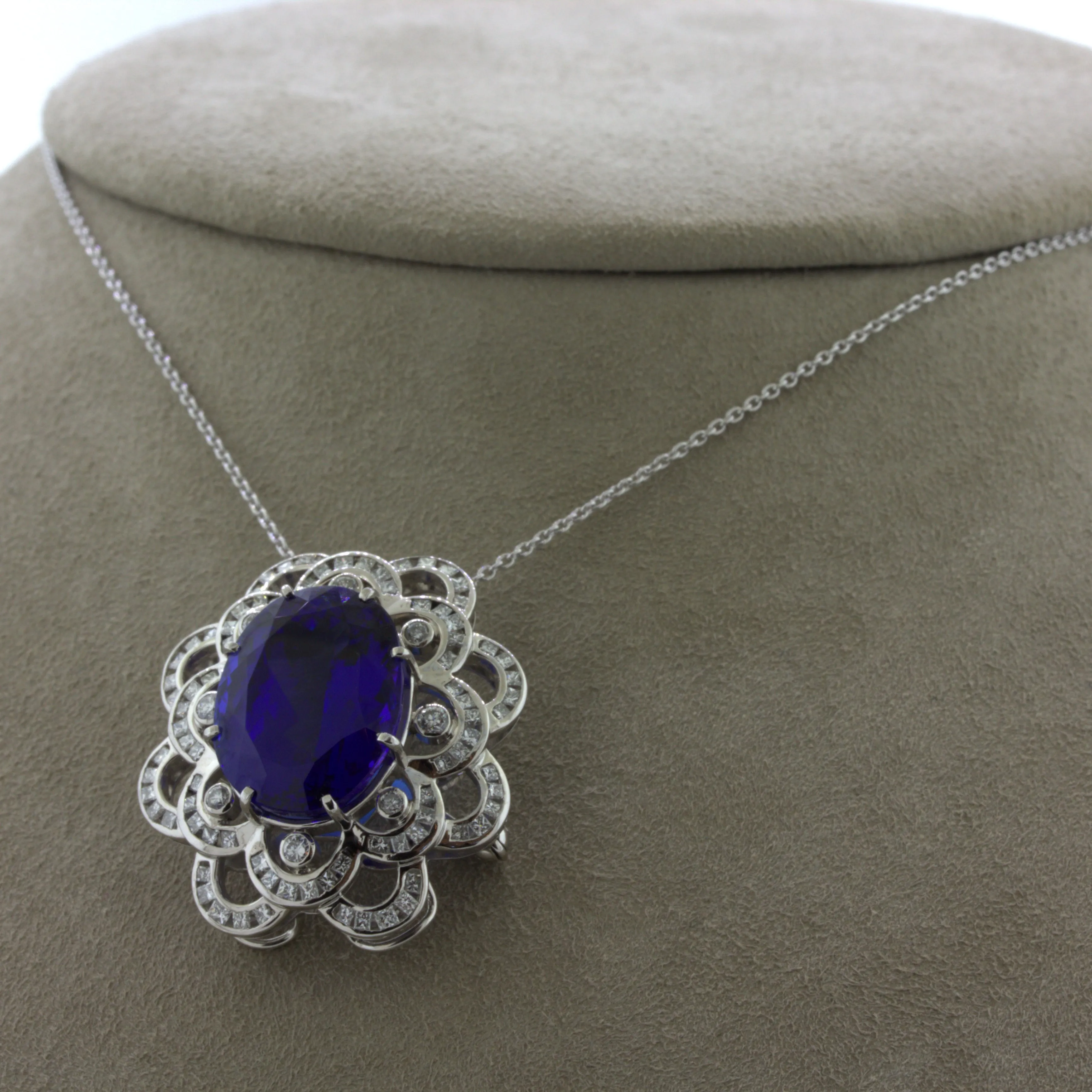 15.12 Carat Tanzanite Diamond Platinum Pendant