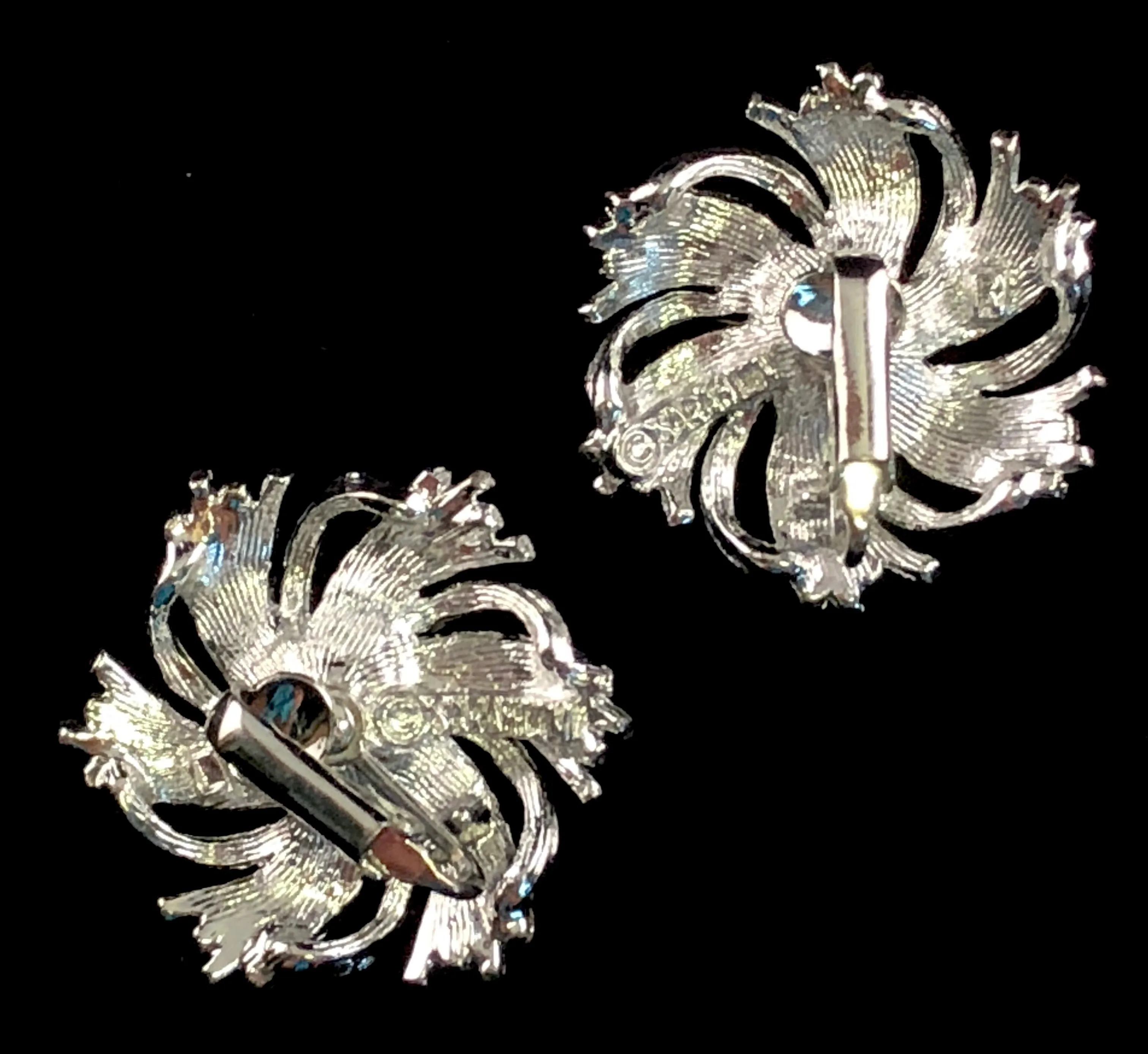 1969 Sarah Coventry Silvery Sunburst Brooch & Earrings