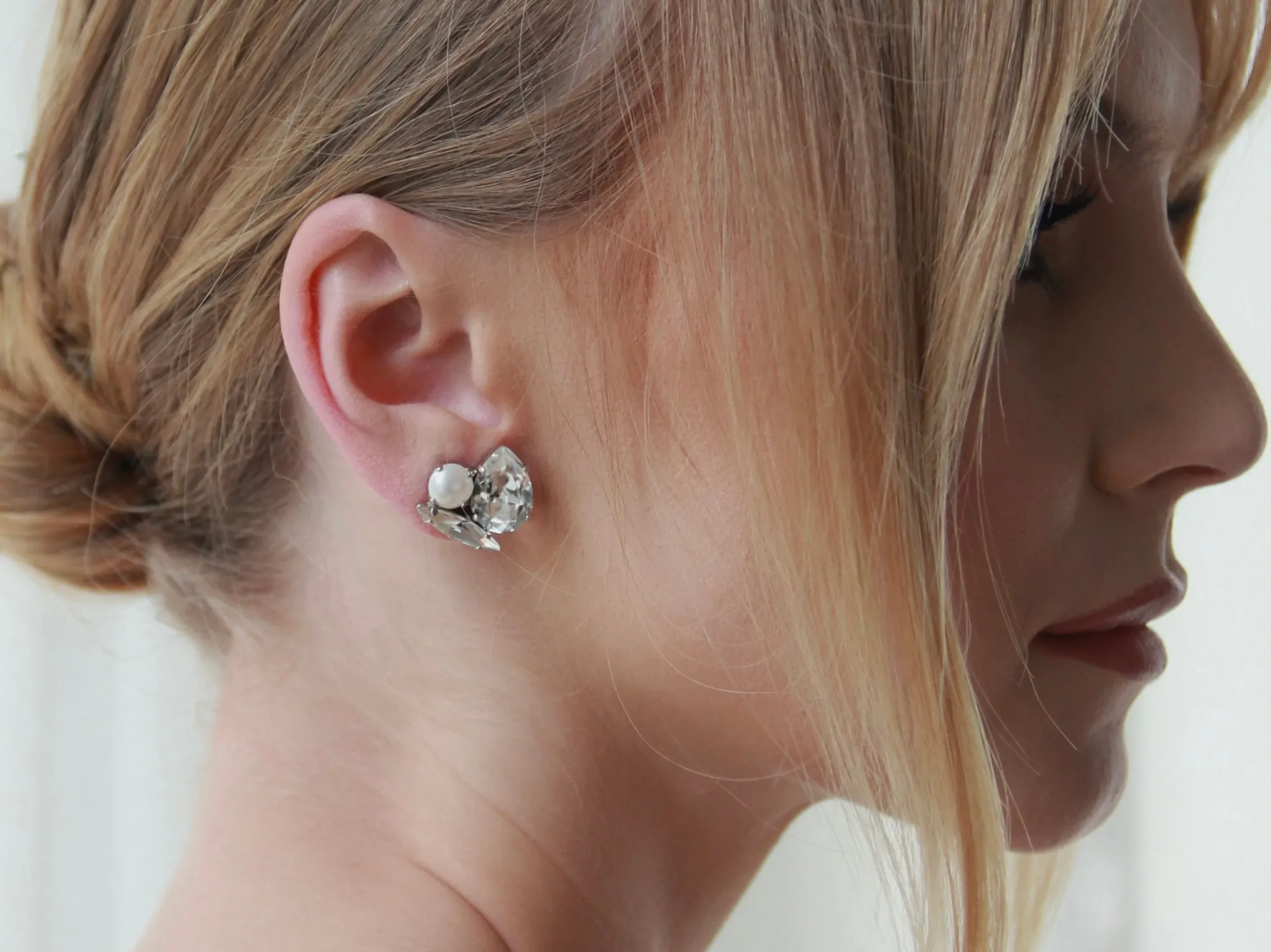 Bau - Silver Swarovski Bridal Cluster Stud Earrings