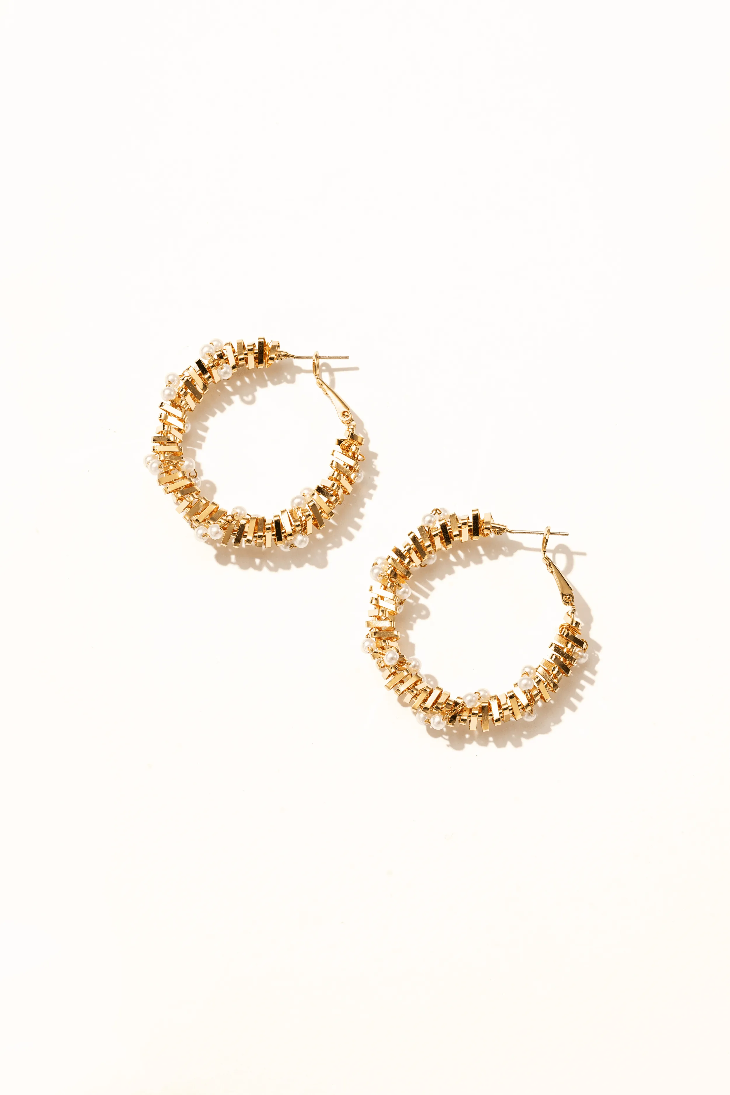 Brielle Pearl Hoop Earrings