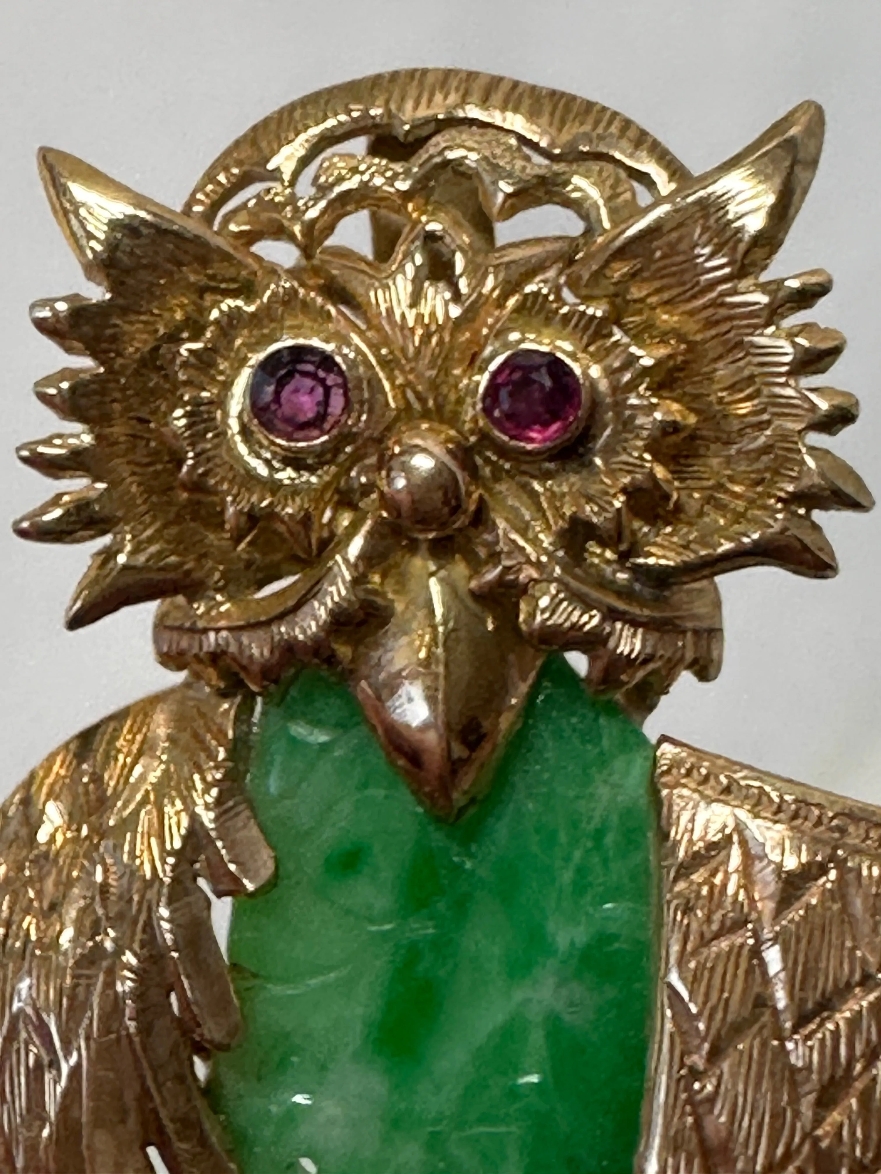 Chinese 14k Yellow Gold Owl Brooch Pin with Jade and Ruby Eyes. 2" H. 12.6 grams