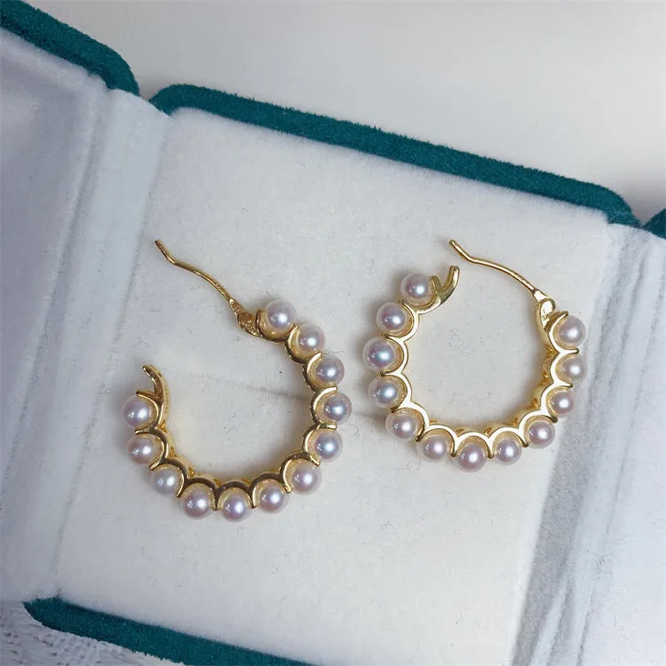 Circle Pearl Earrings