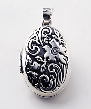 Collection Santa Pacheco ~ Locket "Oval Engraved Two Sided" 2 pics .925 Silver Large