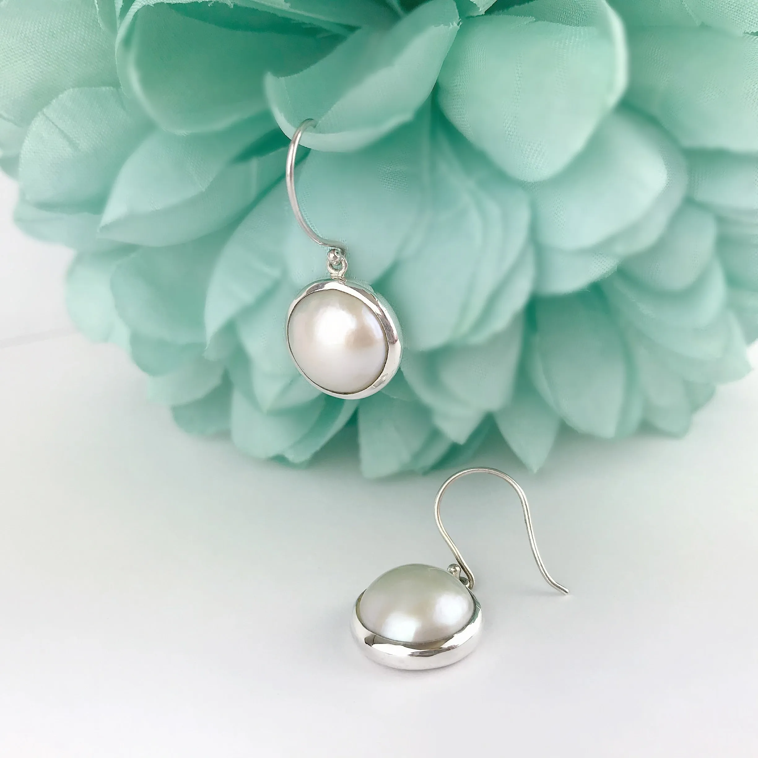 Polar Pearl Earrings - VE225