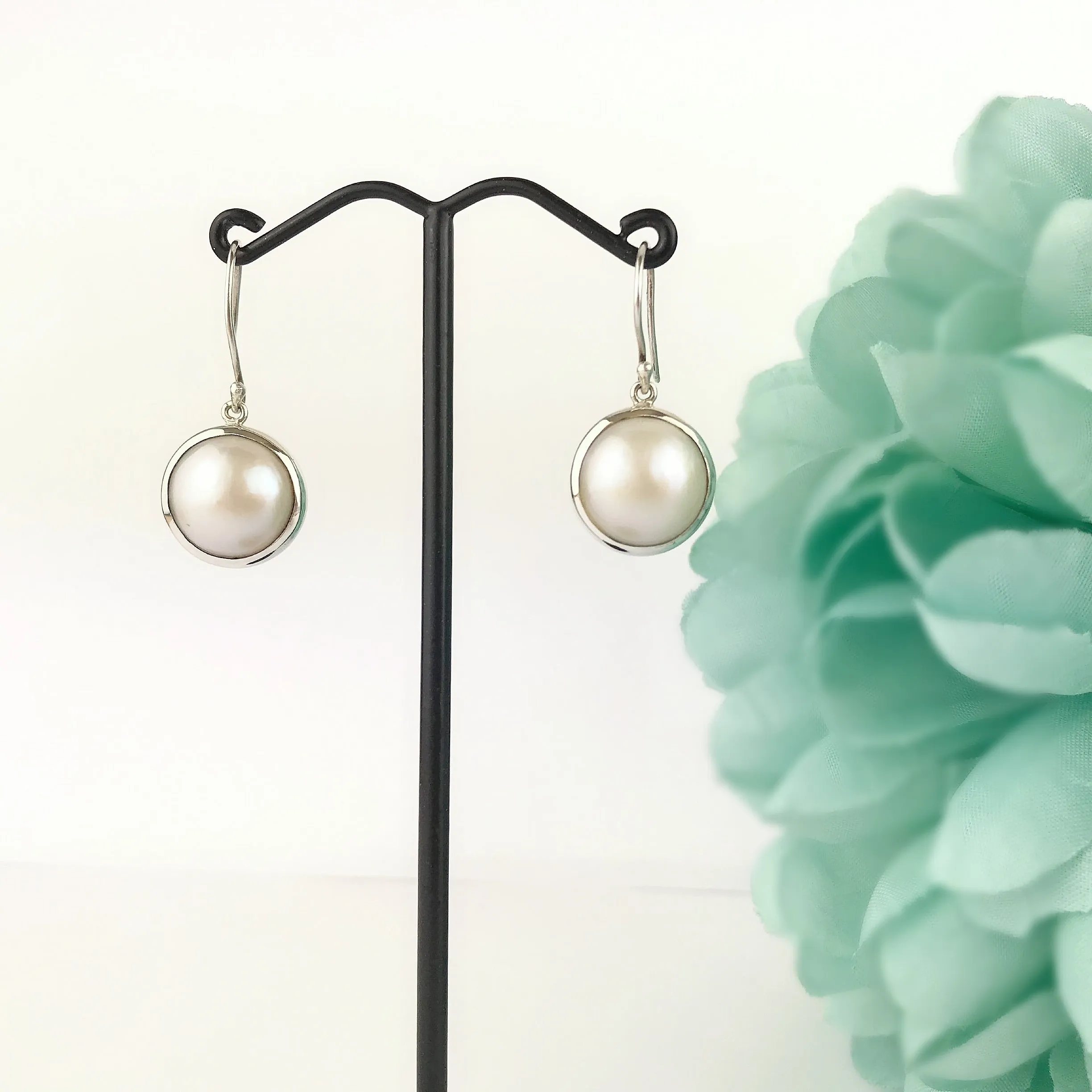 Polar Pearl Earrings - VE225