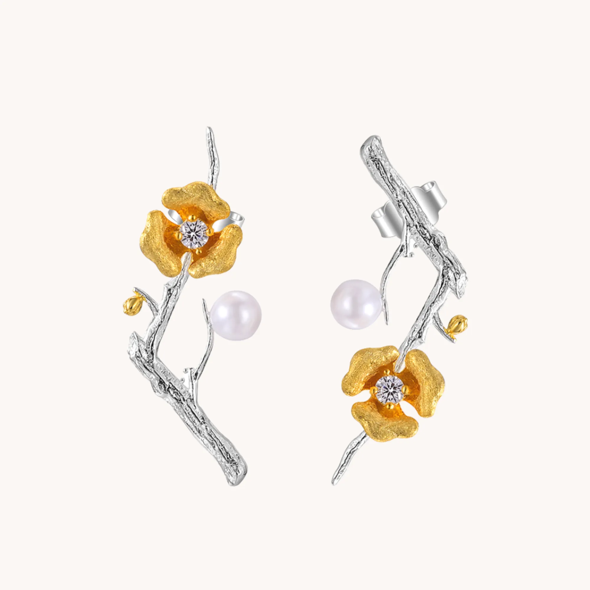 Rosebud Silver Stud Earrings W.