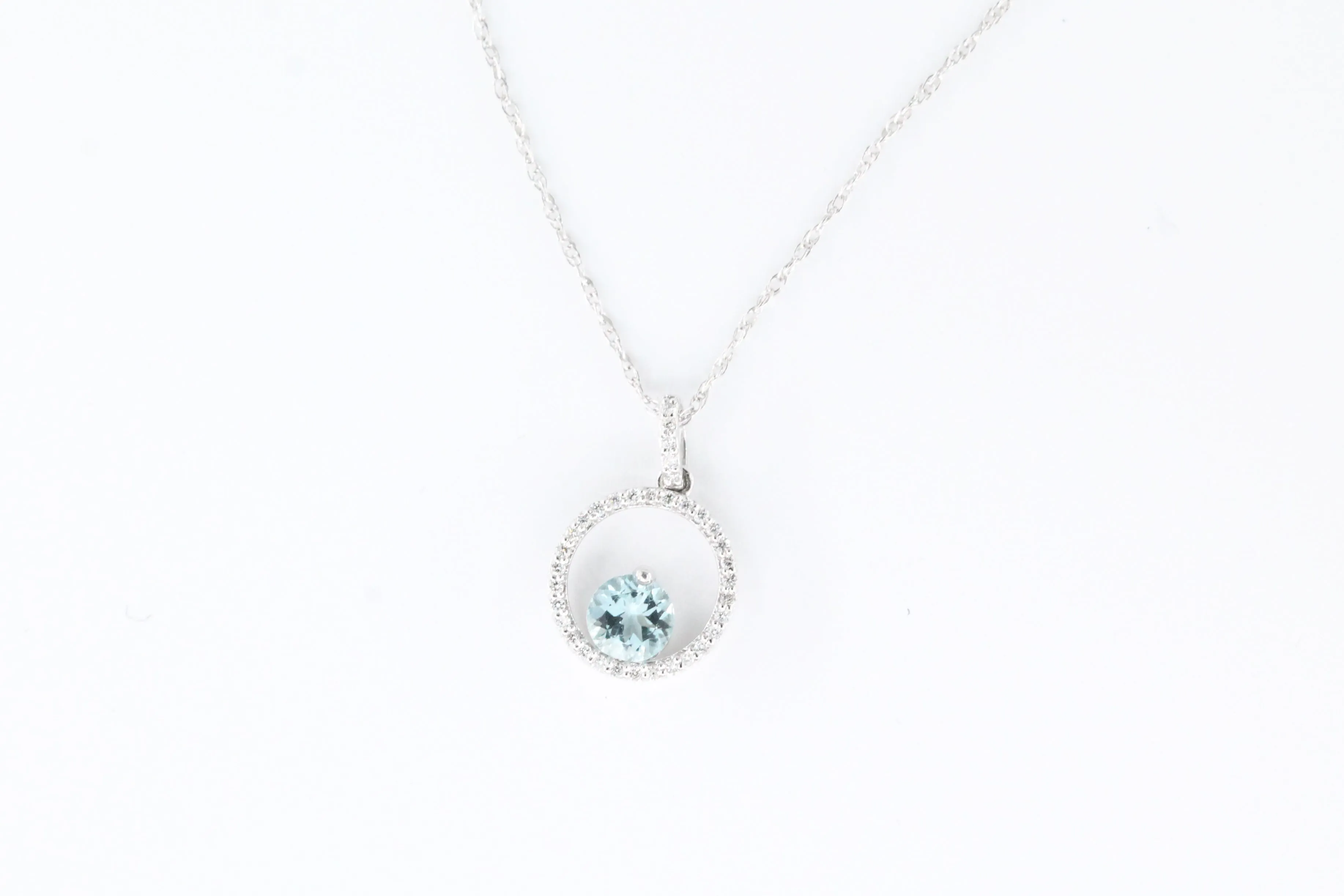 White Gold Aquamarine and Diamond Circle Pendant with Chain